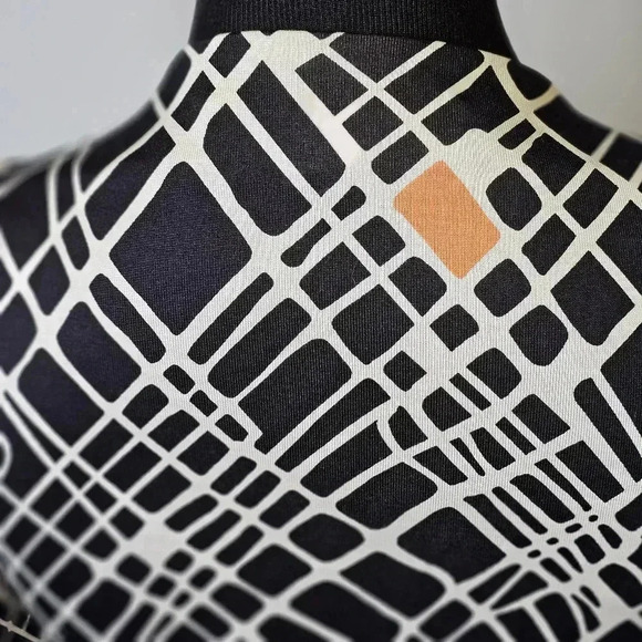 DIANE VON FURSTENBURG DVF 100% Silk Wrap Dress New Julian  Black Orange Sz‎ 0 - Picture 6 of 16